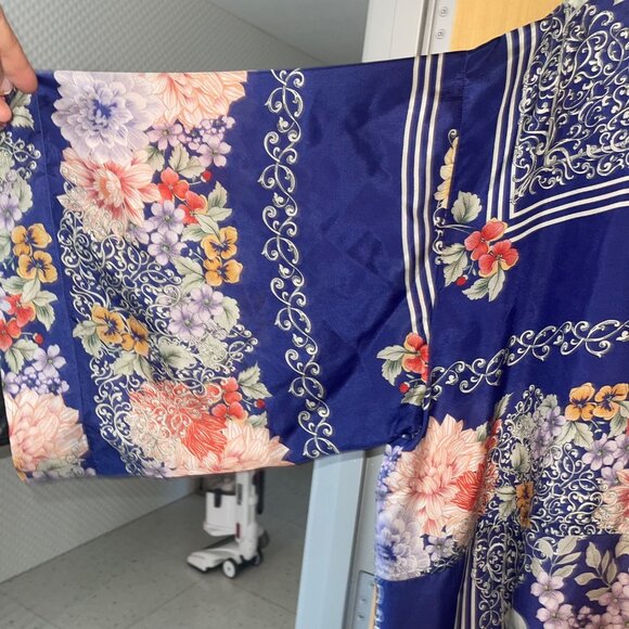 Johnny Was Womens Kimono Size XL Multicolor Blati Floral Side Slits Pure Silk - Picture 12 of 15